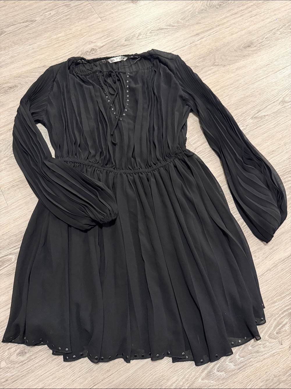 Zara Black Pleated Long-Sleeve Mini Dress